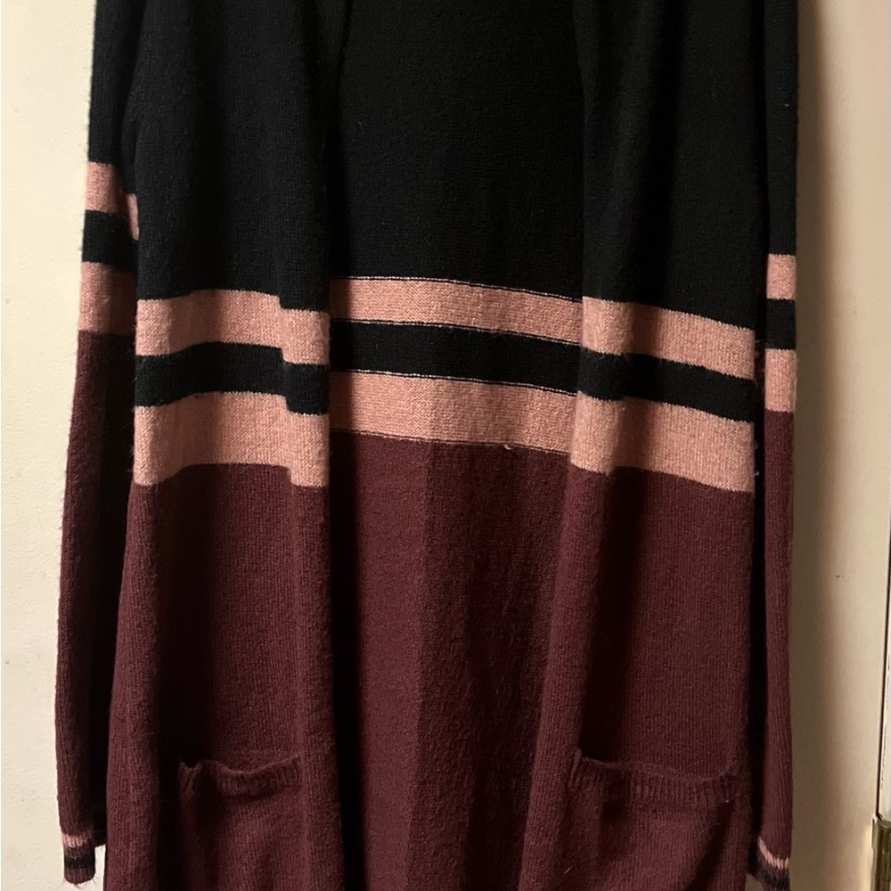 Ultra Flirt ~ Women’s ~ Sweater ~ Small